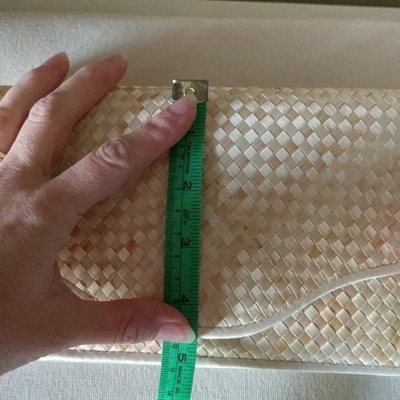 Vintage neiman marcus clutch - Picture 6 of 9